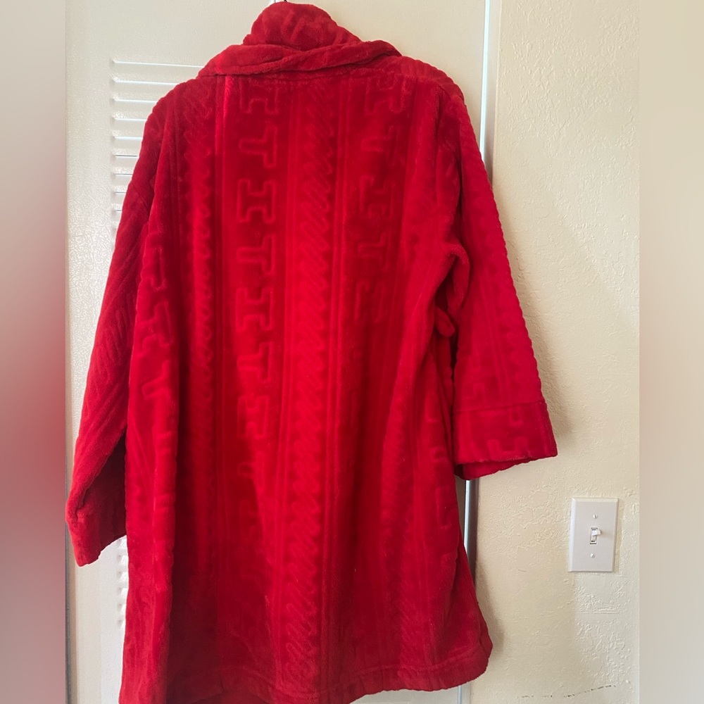 Tommy bathrobe